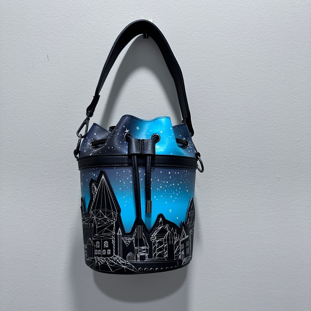 Harry Potter Hogwarts Castle Starry Sky Bucket Bag